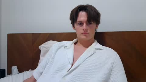 Cam online show from June 29, 4:41 am