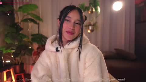 Maria- OF sensual bee online show from November 21, 11:03 pm