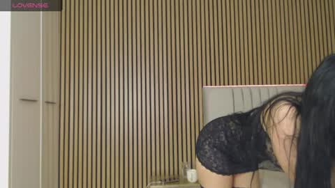 Hallie online show from June 21, 3:03 pm