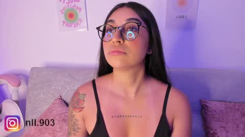 Snapshot of sensualhaven_ chatting on December 21, 3:03 am sensualhaven_ online show from December 21, 3:03 am