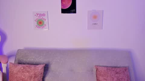 Snapshot of sensualhaven_ chatting on December 30, 10:34 pm sensualhaven_ online show from December 30, 10:34 pm