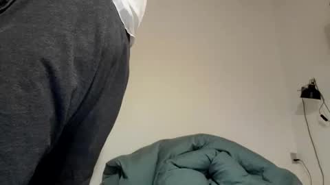 Snapshot of sensuasculine chatting on February 9, 1:53 am Matt online show from February 9, 1:53 am