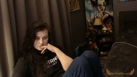 Snapshot of sentfrmheaven chatting on July 5, 12:01 pm Tara online show from July 5, 12:01 pm