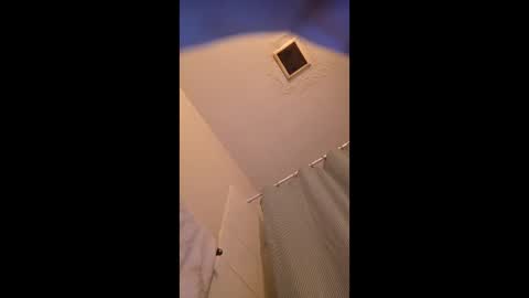 Snapshot of serani02 chatting on January 11, 2:55 pm Serani online show from January 11, 2:55 pm