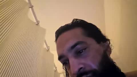 Snapshot of serani02 chatting on February 8, 3:10 am Serani online show from February 8, 3:10 am