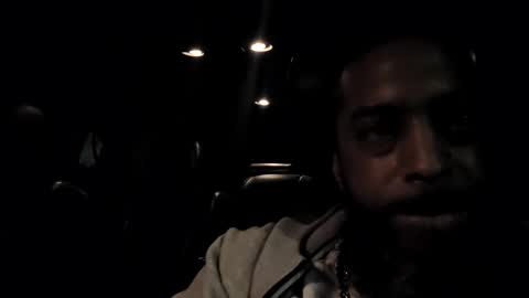 Snapshot of serani02 chatting on May 2, 10:20 am Serani online show from May 2, 10:20 am