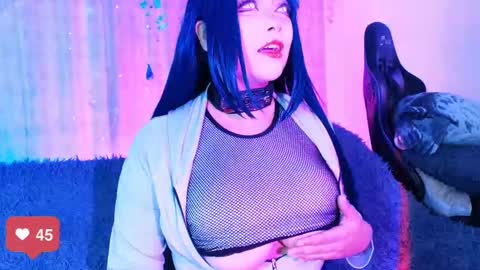 Snapshot of seraphine23_ chatting on February 23, 4:28 am seraphine online show from February 23, 4:28 am