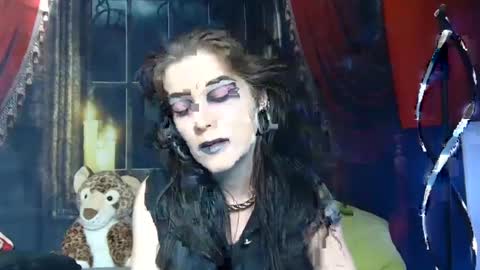 Snapshot of seraphinmunster chatting on February 12, 6:09 pm Seraphin Munster online show from February 12, 6:09 pm