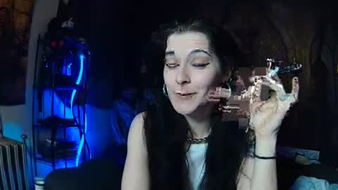 Snapshot of seraphinmunster chatting on November 6, 5:36 pm Seraphin Munster online show from November 6, 5:36 pm