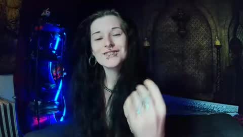 Snapshot of seraphinmunster chatting on November 20, 6:51 pm Seraphin Munster online show from November 20, 6:51 pm