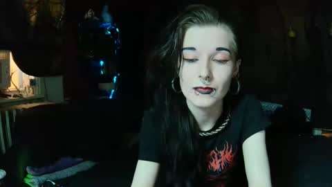 Seraphin Munster online show from May 1, 10:58 pm