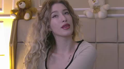 Serena online show from June 9, 8:37 am