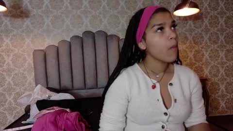 Snapshot of serena_sex31 chatting on May 8, 11:48 am Serena online show from May 8, 11:48 am