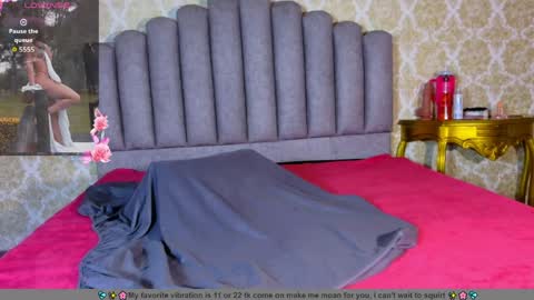 Snapshot of serena_sex31 chatting on May 20, 12:11 pm Serena online show from May 20, 12:11 pm