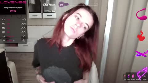 serenamilss online show from December 11, 6:58 am