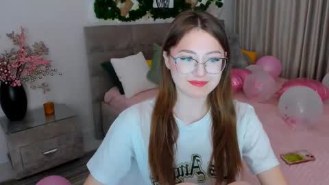 Ophelia online show from February 25, 4:10 pm