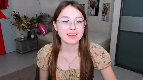 Ophelia online show from March 9, 10:30 am