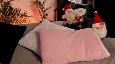 Snapshot of serenity_day chatting on December 7, 12:52 am Serenity online show from December 7, 12:52 am