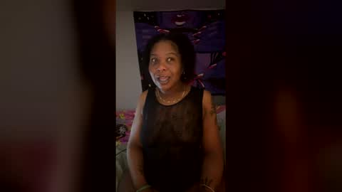 Snapshot of serenity_dayze chatting on May 16, 5:04 am serenity_dayze online show from May 16, 5:04 am