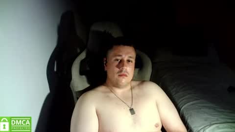 Snapshot of sergio95n chatting on June 23, 10:08 pm Pollos online show from June 23, 10:08 pm