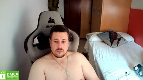 Snapshot of sergio95n chatting on July 8, 2:21 pm Pollos online show from July 8, 2:21 pm