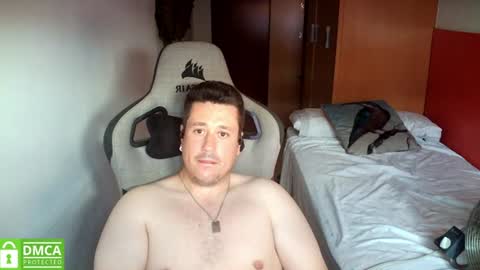 Snapshot of sergio95n chatting on July 15, 6:02 pm Pollos online show from July 15, 6:02 pm