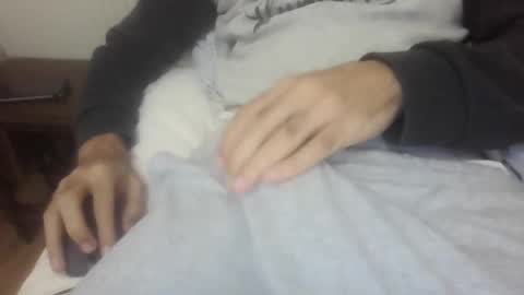 sero98313230 online show from December 3, 7:00 pm