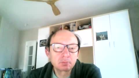 Snapshot of serrano49 chatting on December 13, 9:24 am serrano49 online show from December 13, 9:24 am