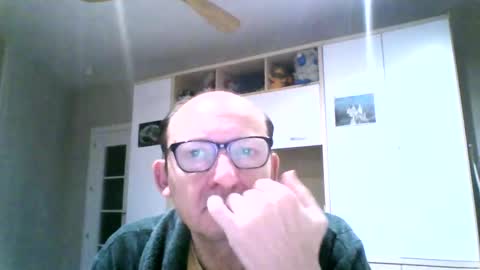 Snapshot of serrano49 chatting on January 24, 1:45 am serrano49 online show from January 24, 1:45 am