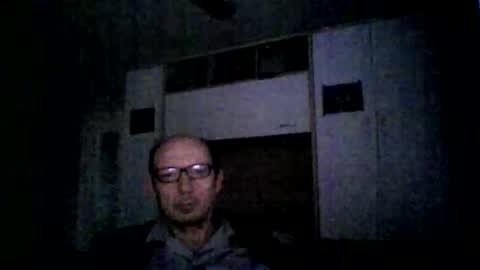 Snapshot of serrano49 chatting on October 2, 6:09 am serrano49 online show from October 2, 6:09 am