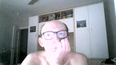 Snapshot of serrano49 chatting on July 14, 2:38 am serrano49 online show from July 14, 2:38 am