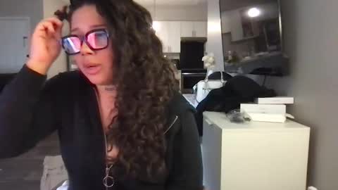 servexely online show from February 10, 6:56 pm