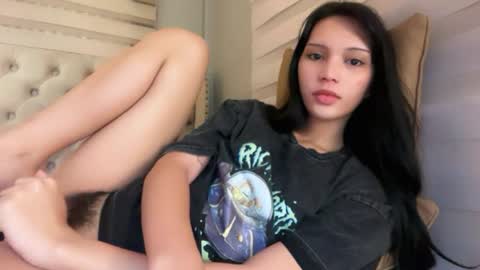service_dolly69 online show from June 18, 11:31 pm