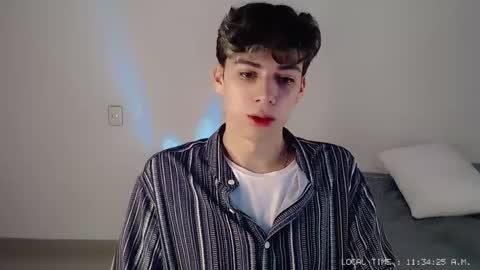 Snapshot of seth_ryder chatting on September 27, 4:34 pm seth_ryder online show from September 27, 4:34 pm