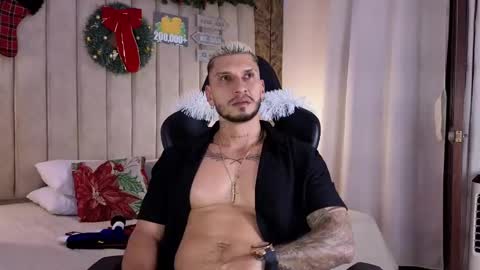 Snapshot of seth_vega_ chatting on January 1, 4:18 am HEY IM SETH online show from January 1, 4:18 am