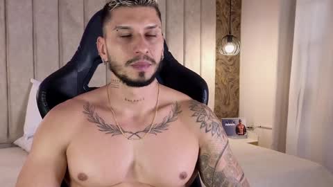 Snapshot of seth_vega_ chatting on January 22, 8:59 pm HEY IM SETH online show from January 22, 8:59 pm