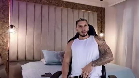 Snapshot of seth_vega_ chatting on January 24, 7:07 pm HEY IM SETH online show from January 24, 7:07 pm