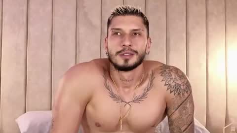 Snapshot of seth_vega_ chatting on January 27, 10:06 pm HEY IM SETH online show from January 27, 10:06 pm