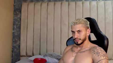 Snapshot of seth_vega_ chatting on March 6, 3:02 am HEY IM SETH online show from March 6, 3:02 am