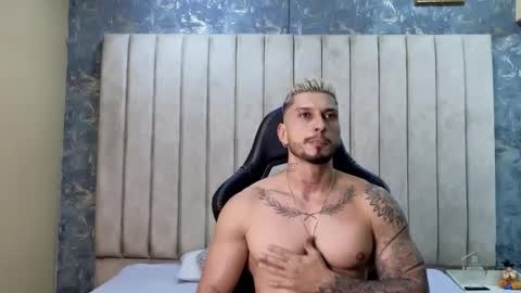 Snapshot of seth_vega_ chatting on March 11, 7:58 pm HEY IM SETH online show from March 11, 7:58 pm