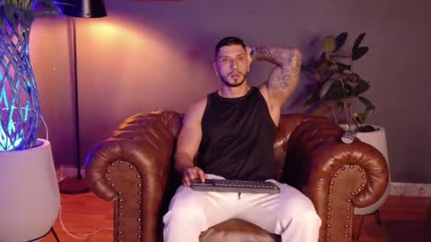 Snapshot of seth_vega_ chatting on October 7, 6:27 pm HEY IM SETH online show from October 7, 6:27 pm