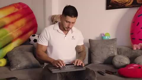 HEY IM SETH online show from June 30, 2:23 am