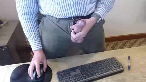 sethdoza online show from May 6, 4:45 pm