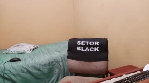 Snapshot of setor_black chatting on July 28, 8:52 pm Setorblack online show from July 28, 8:52 pm