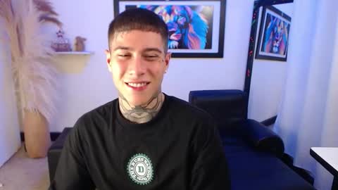 Snapshot of setthomas chatting on September 9, 9:25 pm Thomas online show from September 9, 9:25 pm