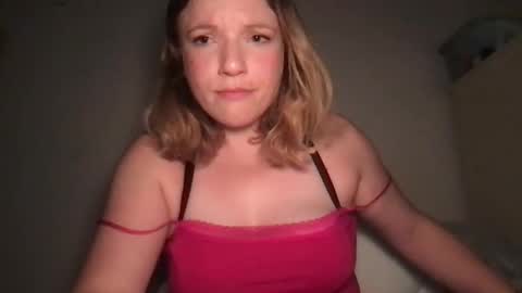 Snapshot of seturselfonfyre chatting on September 23, 6:38 am seturselfonfyre online show from September 23, 6:38 am