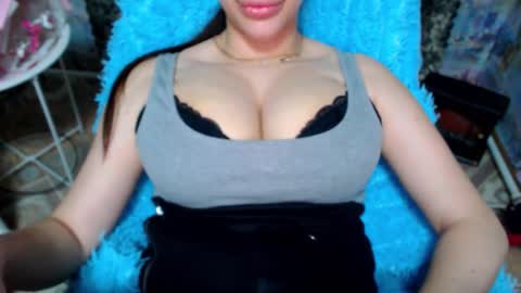 seu_cute online show from December 15, 7:29 pm