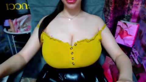 seu_cute online show from June 4, 7:14 am