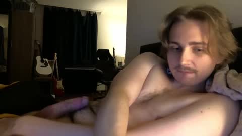 seven20yrs online show from December 9, 8:23 pm