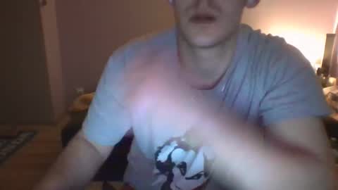 Snapshot of sewek101 chatting on March 3, 3:30 am Sewerin online show from March 3, 3:30 am